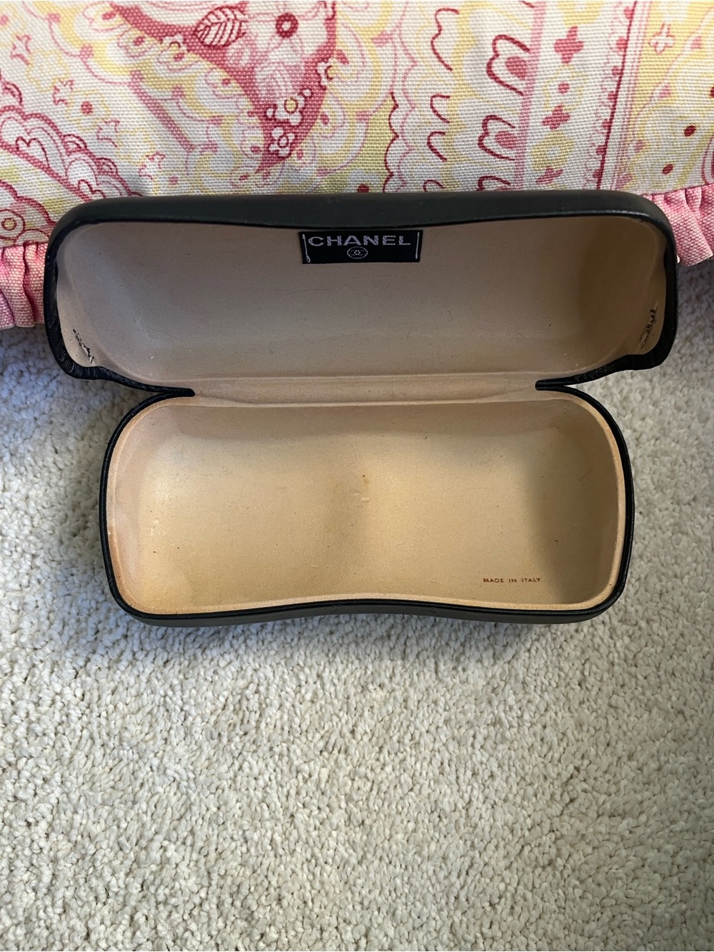 Chanel Vintage Sunglasses - Picture 7 of 8